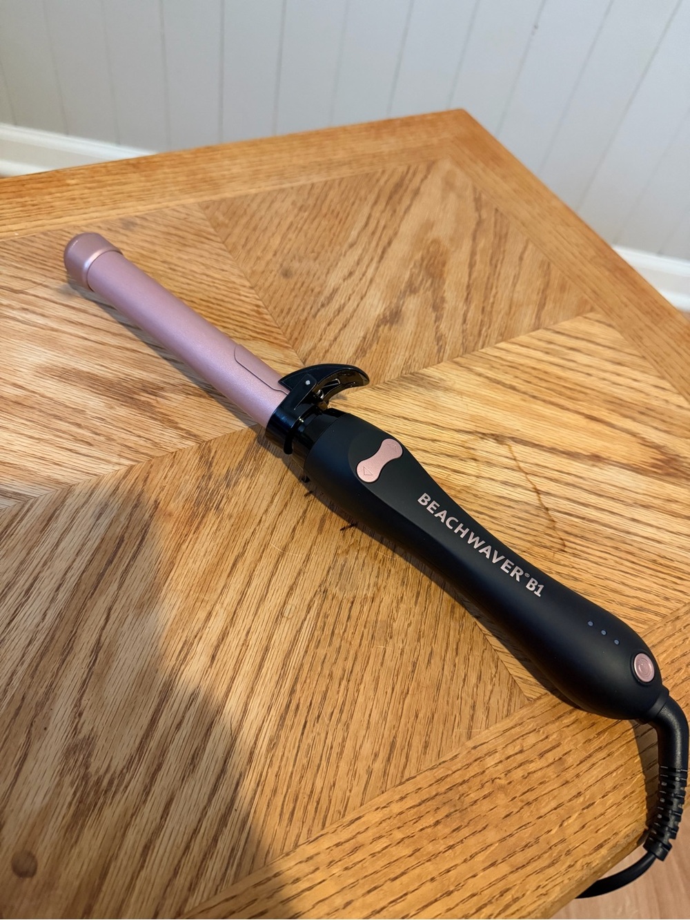 The Beachwaver Co. B1 Curling Iron - Pink Barrel with Black Handle